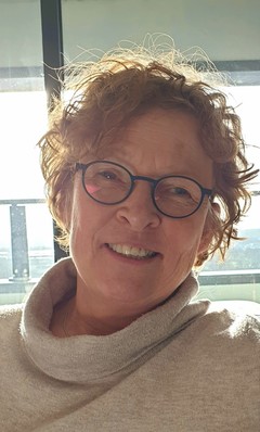 Jolande - Professioneel Kinesioloog, integratieve therapie, psychosociaal therapie